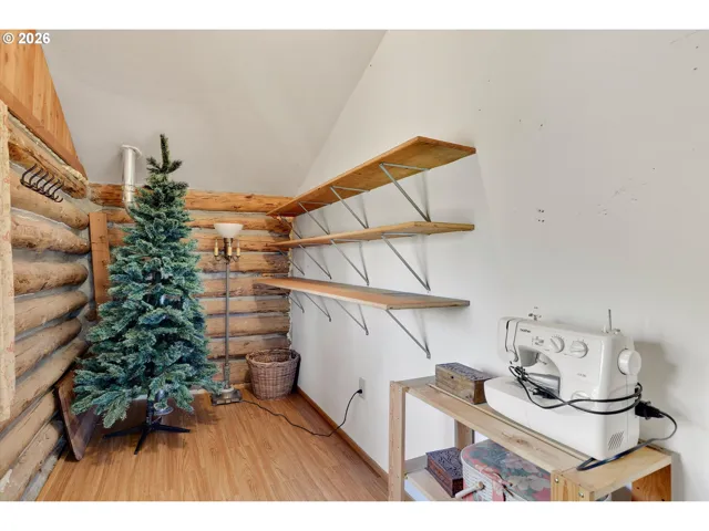 Bedroom, Primary-Walk-In Closet