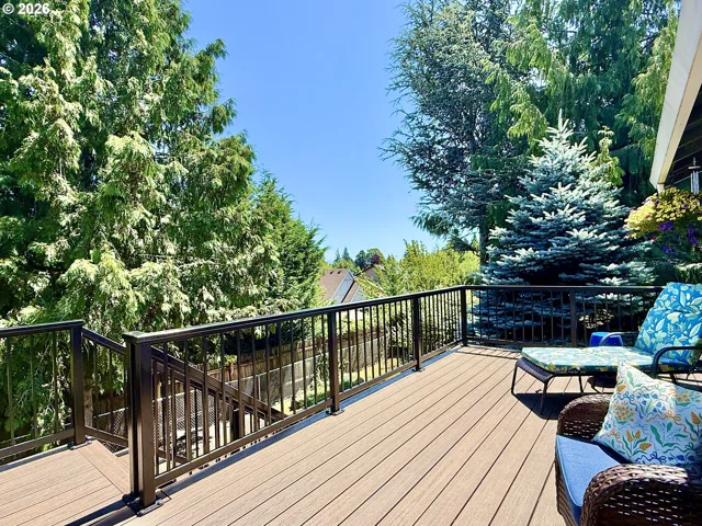 Deck-Main