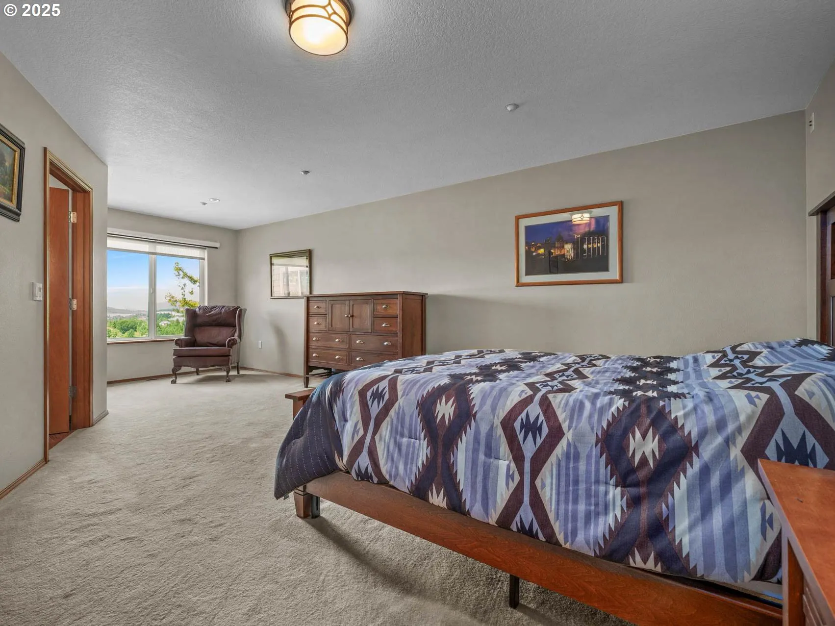 Bedroom, Primary