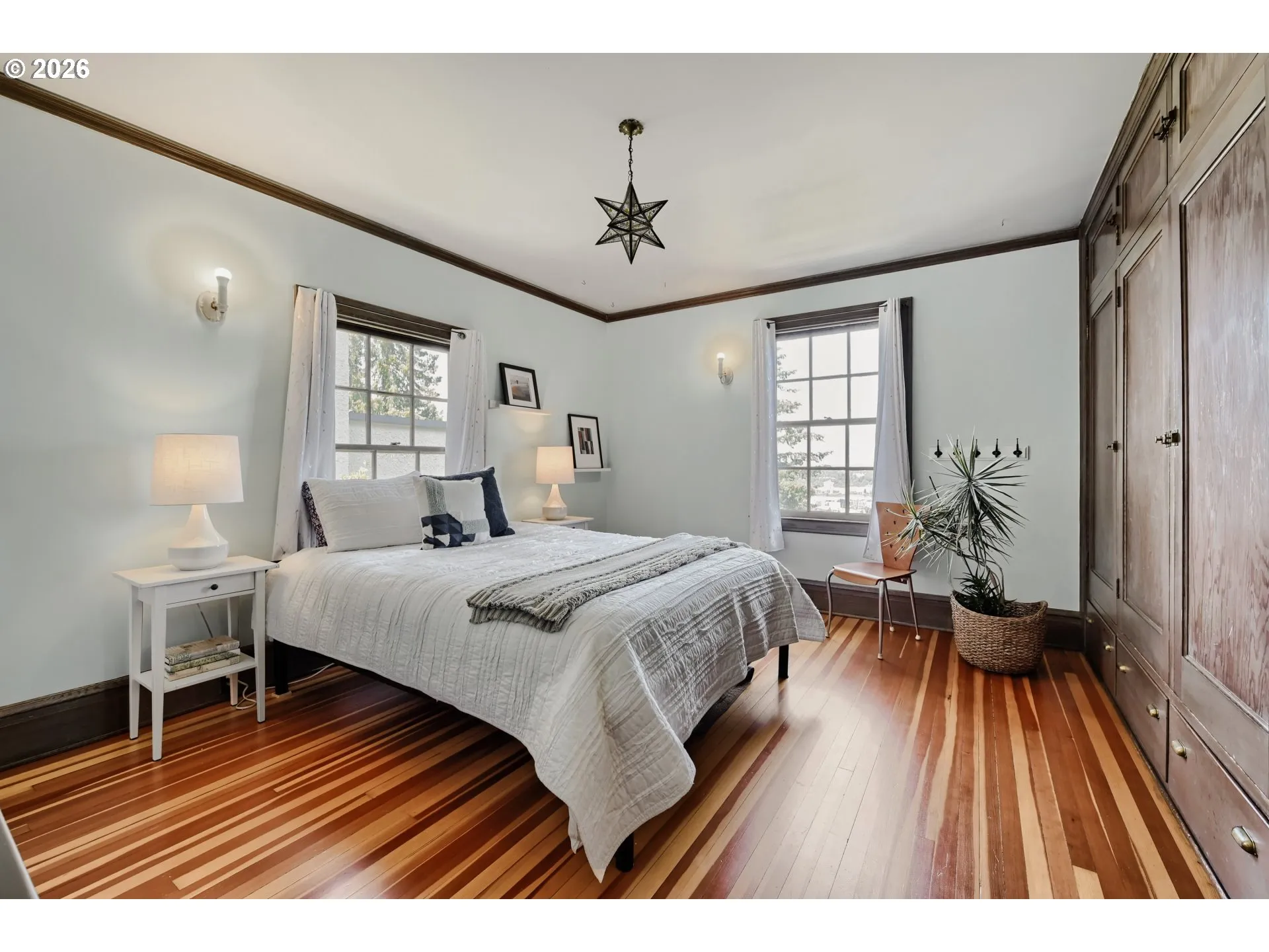 Bedroom-Upper