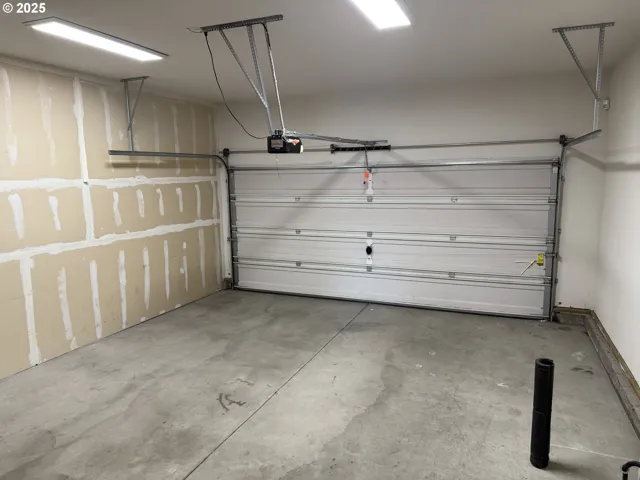 Garage-# 1
