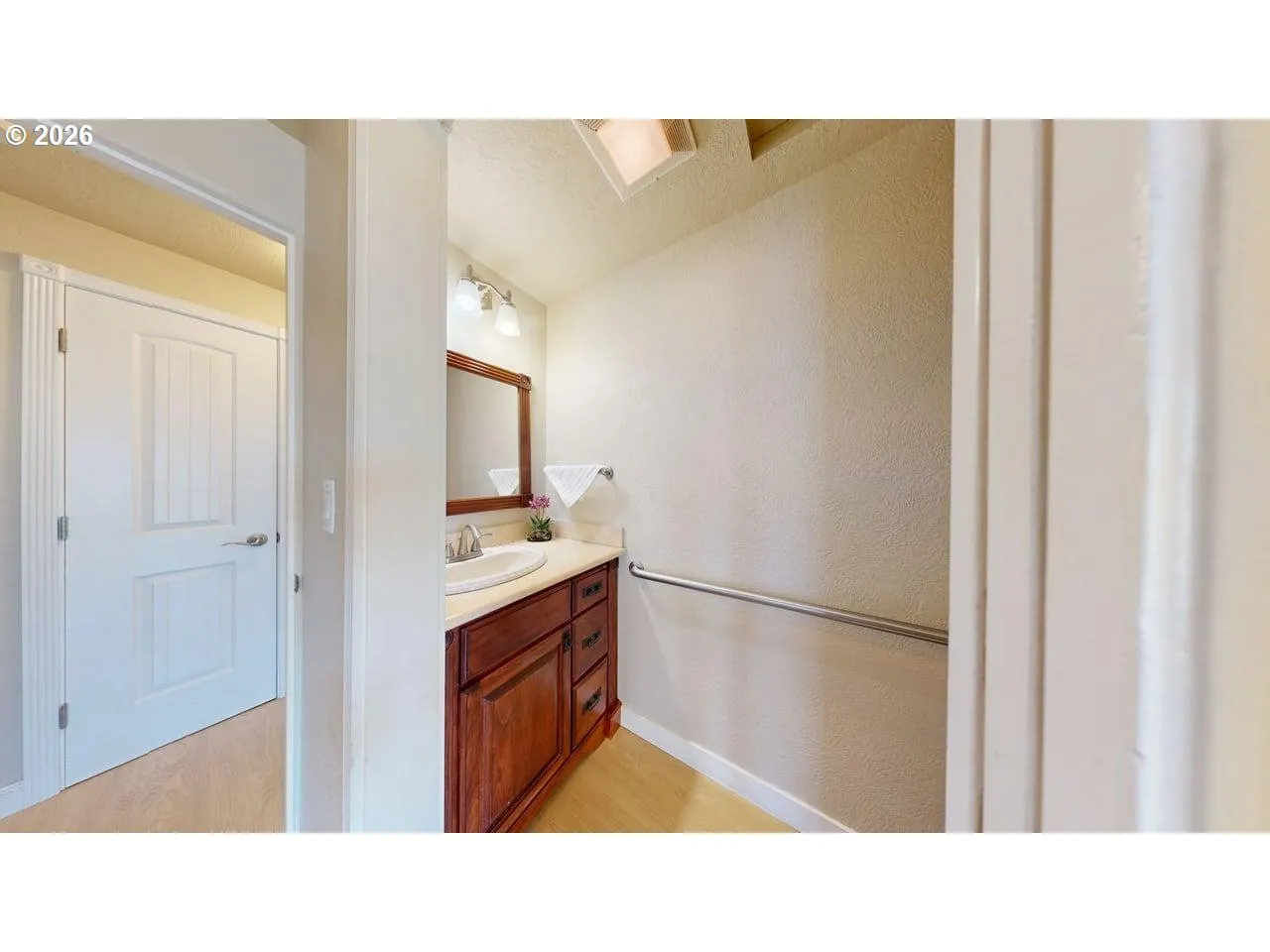 Bathroom, Attached