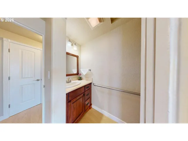 Bathroom, Attached