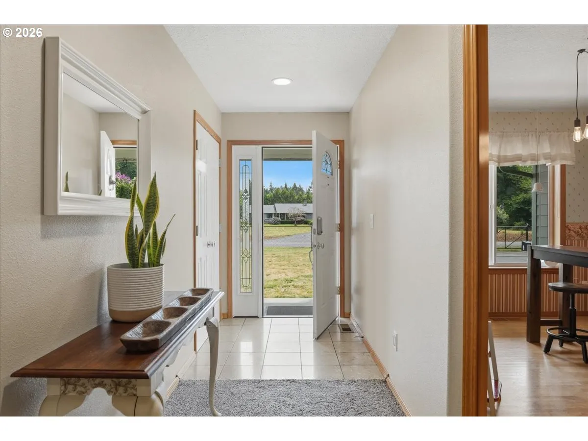 Entrance/Foyer