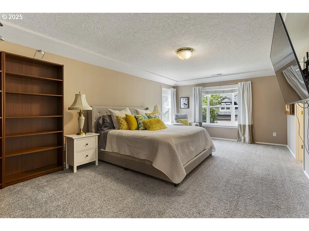 Owner's Suite Bedroom-Upper