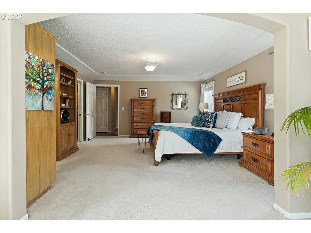 Owner's Suite Bedroom-Main