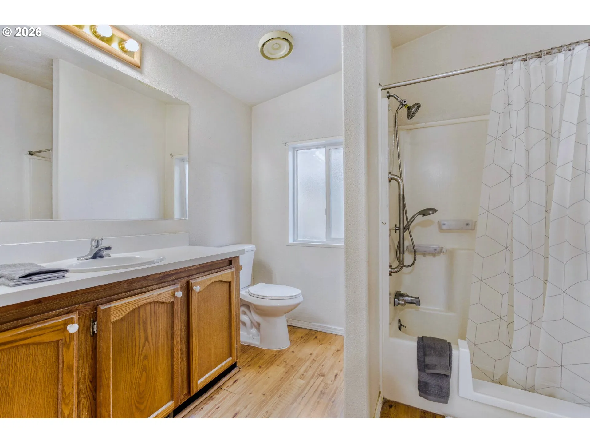 Bathroom, Attached-Walk in Shower