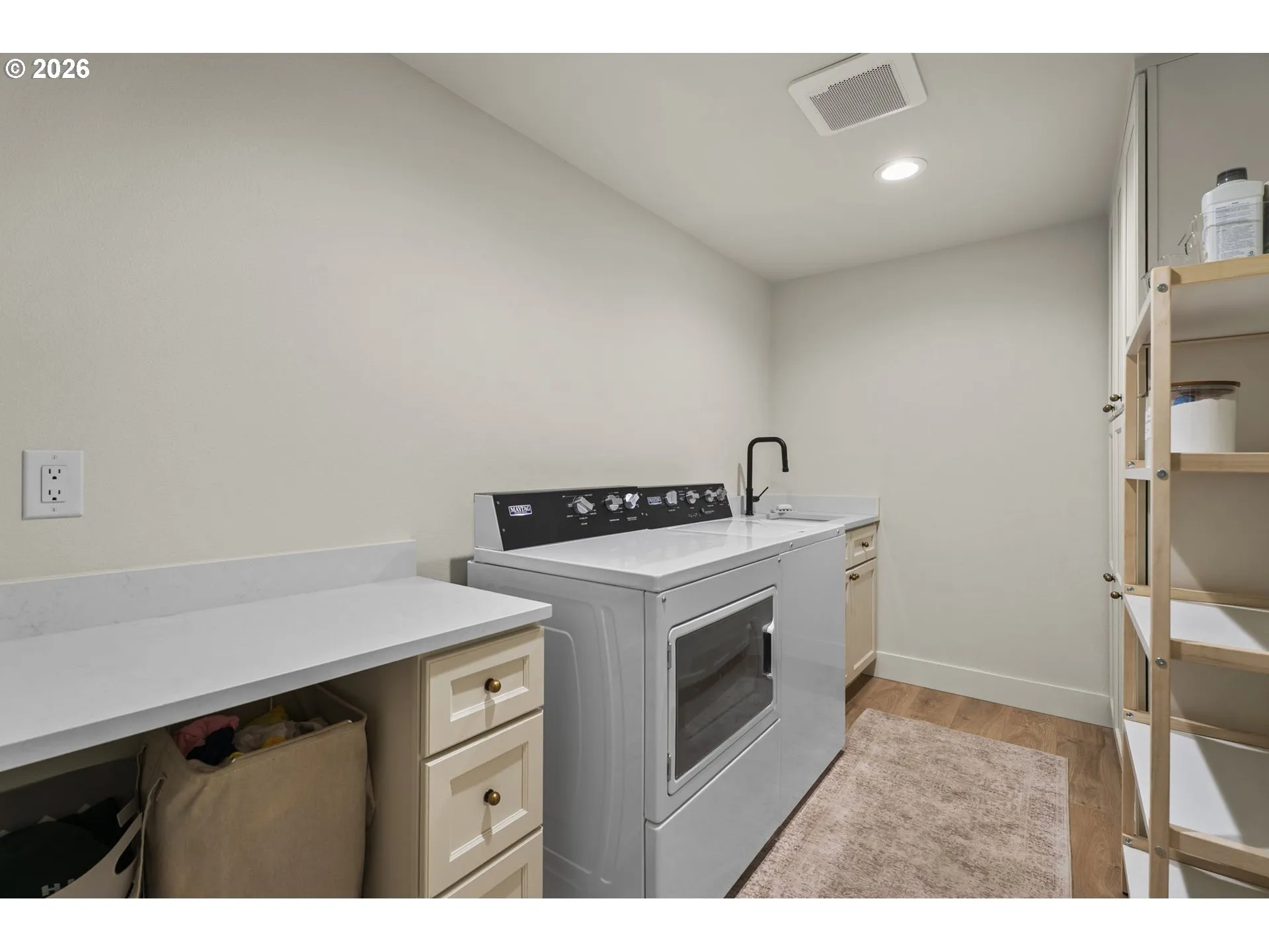 Laundry-Main