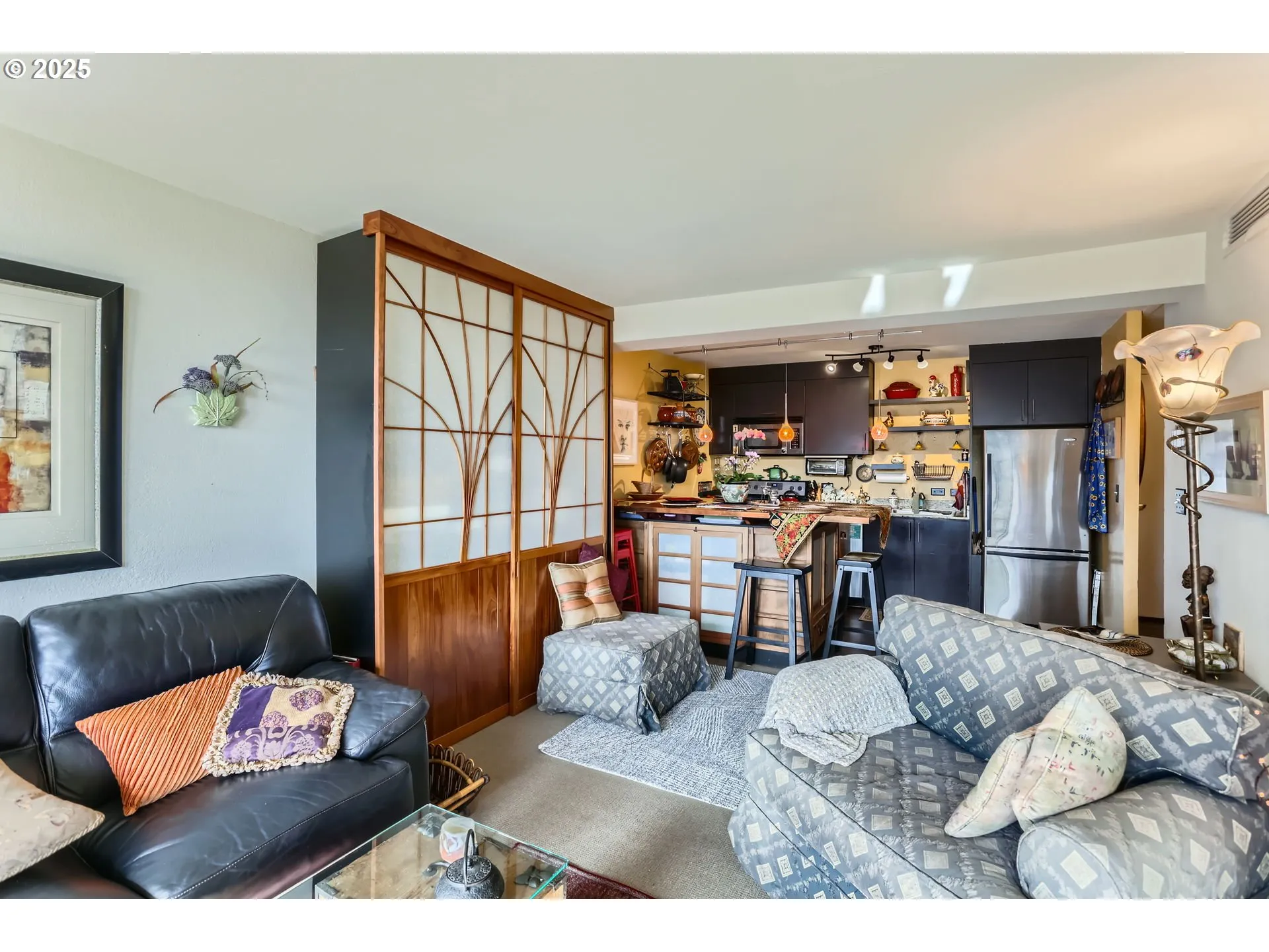 Kitchen/Living Room-Wide Angle/Fisheye