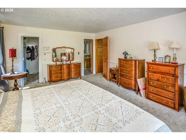 Bedroom, Primary-Main