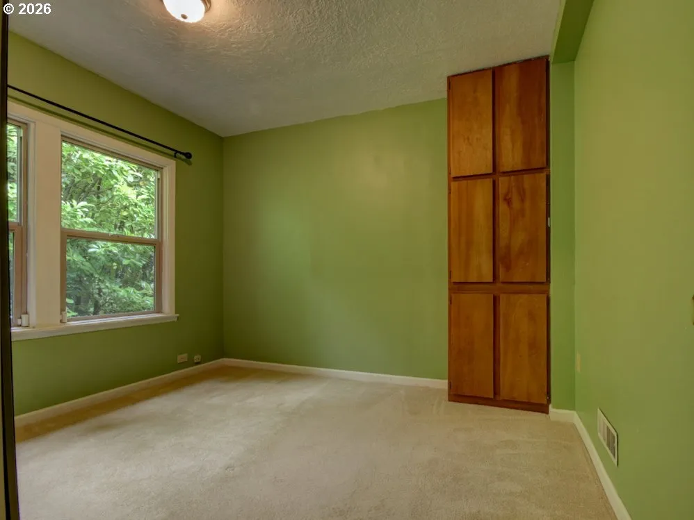 Bedroom-Main