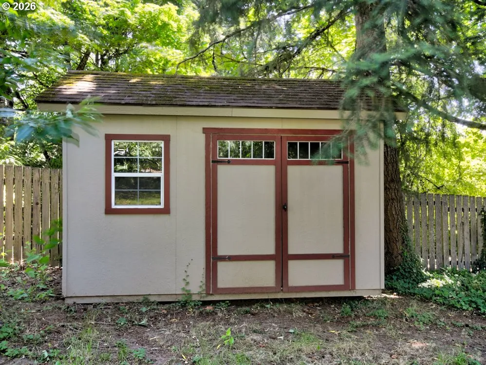 Shed