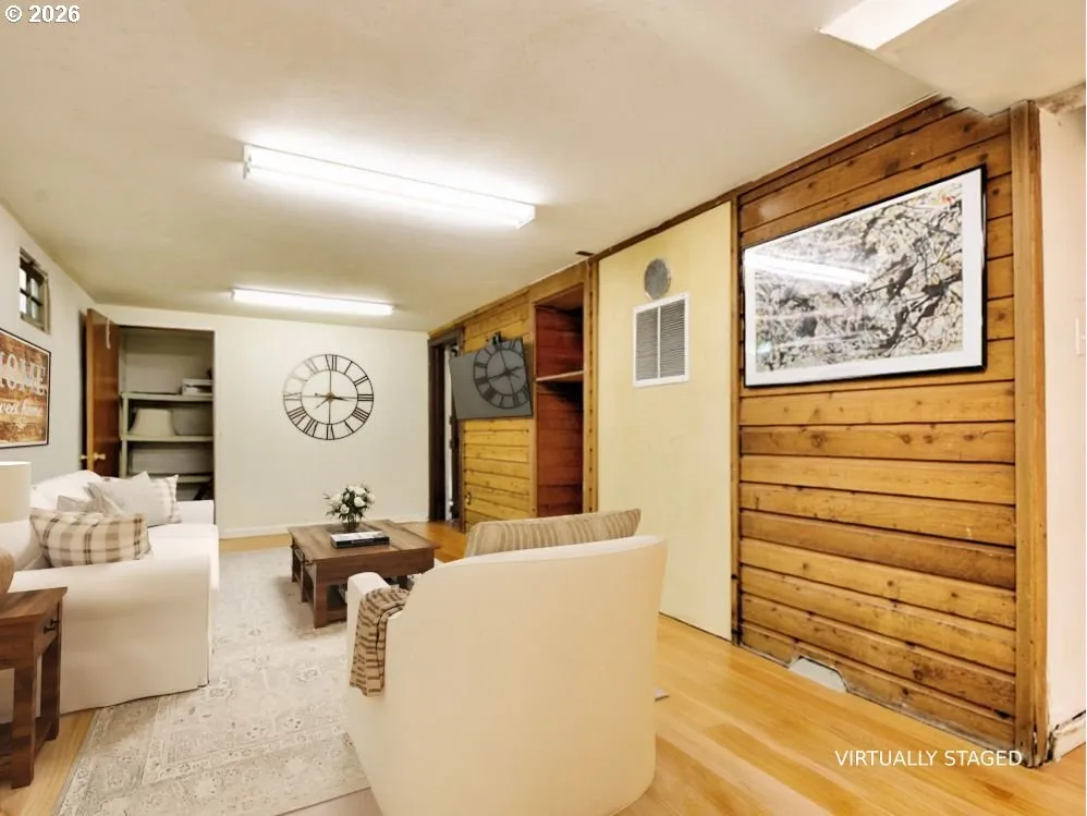 Family Room-Lower