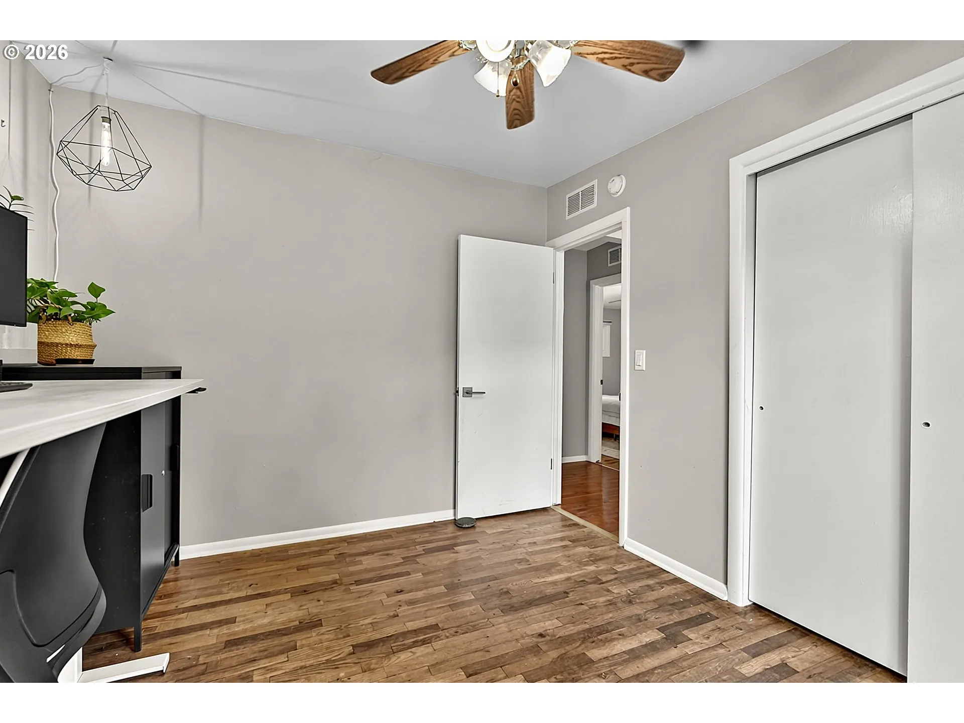 Bedroom, Owner's Suite