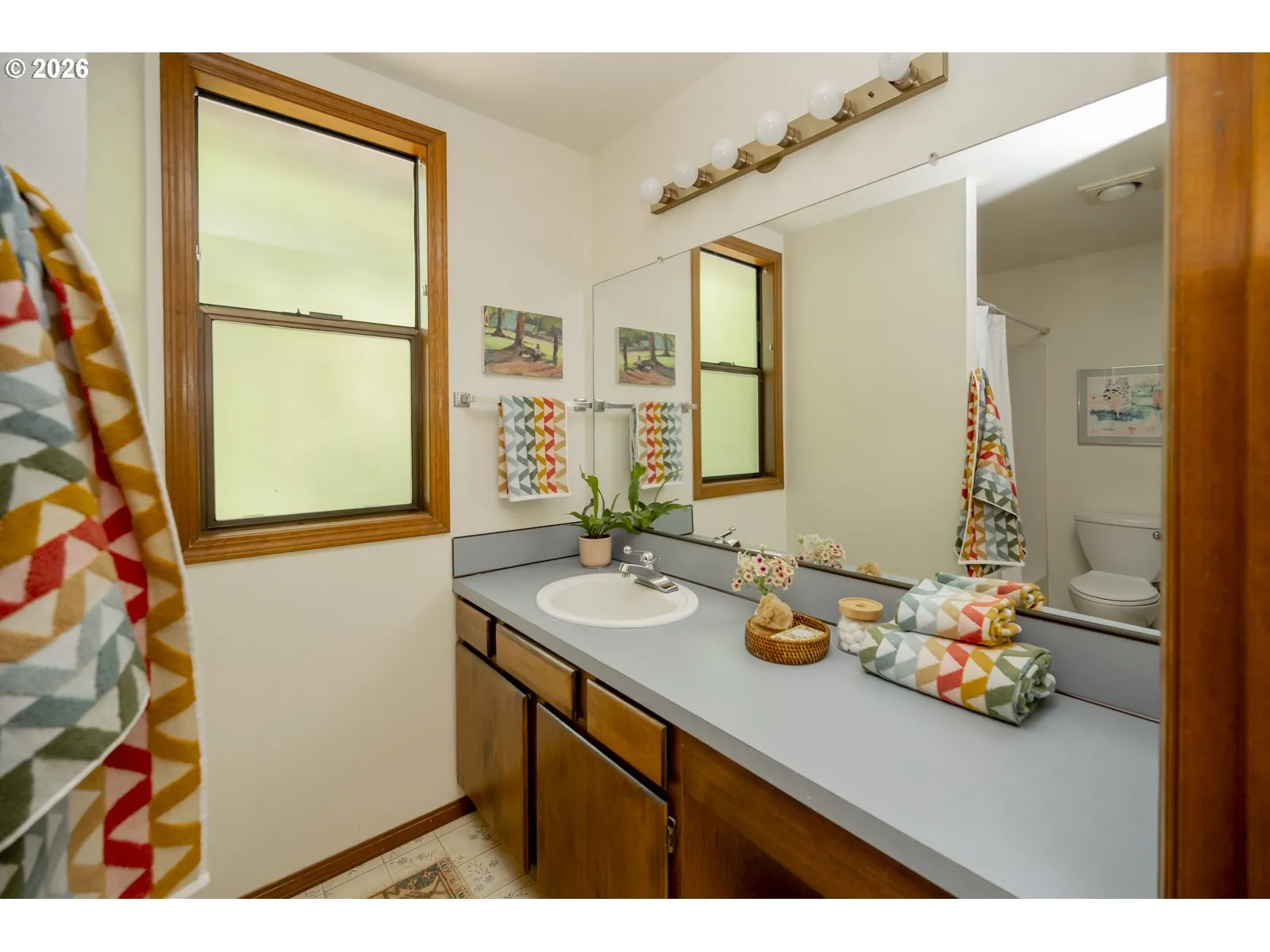 Bathroom-Upper