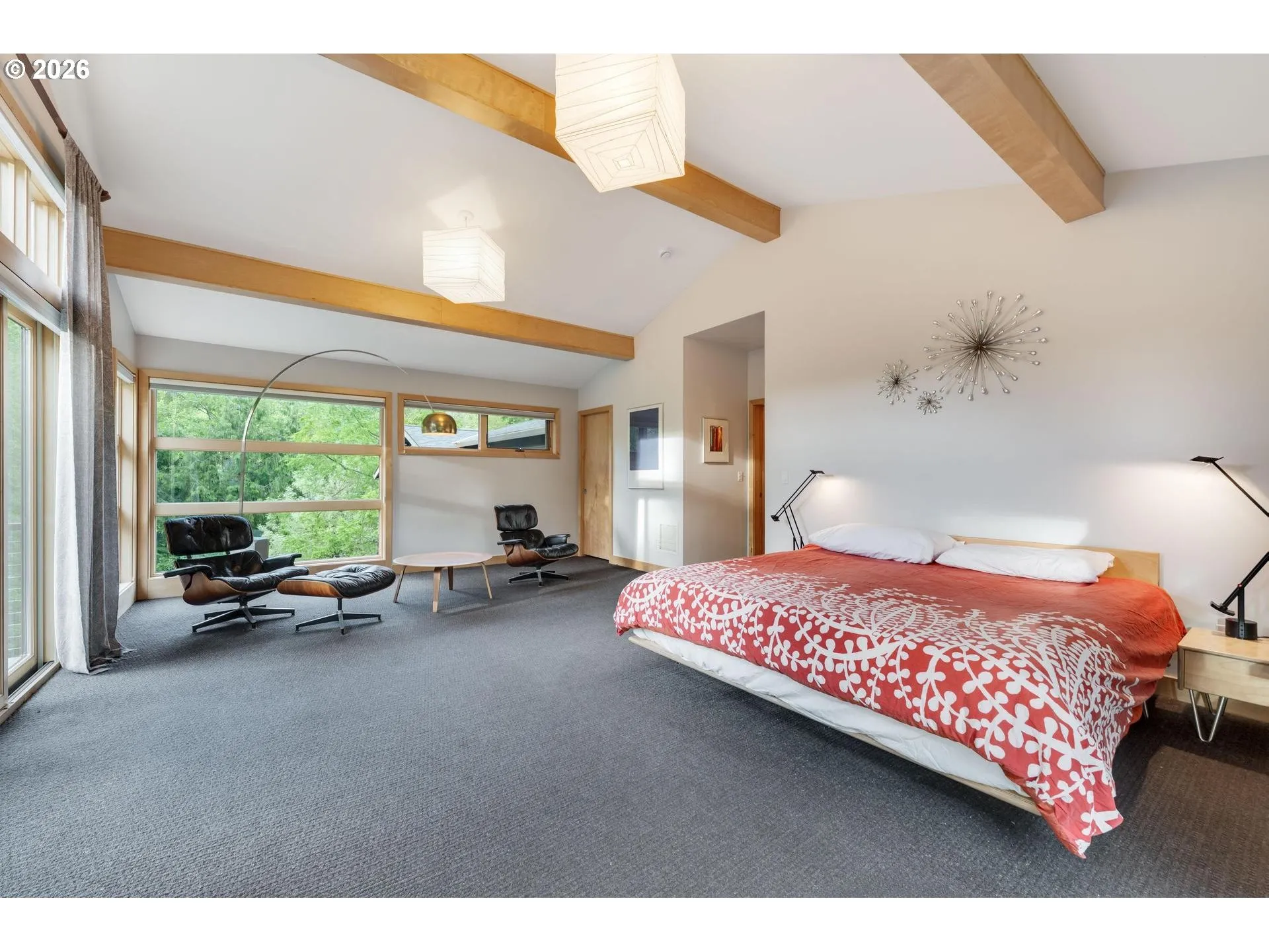 Primary Bedroom-Upper