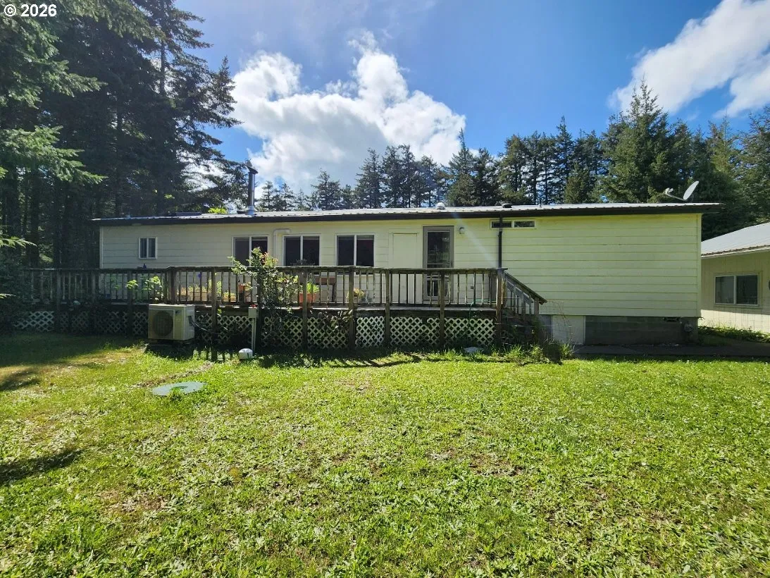 Exterior-Rear