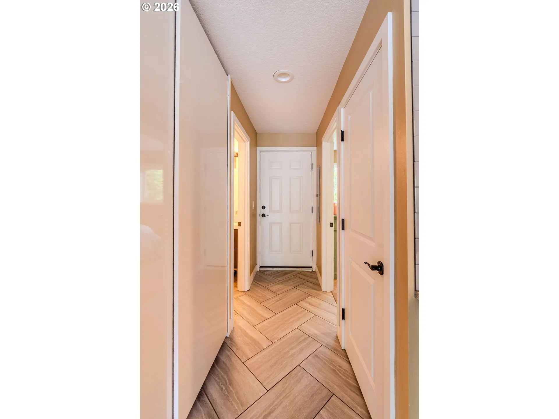 Entrance/Foyer