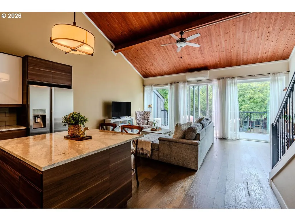 Kitchen/Living Room