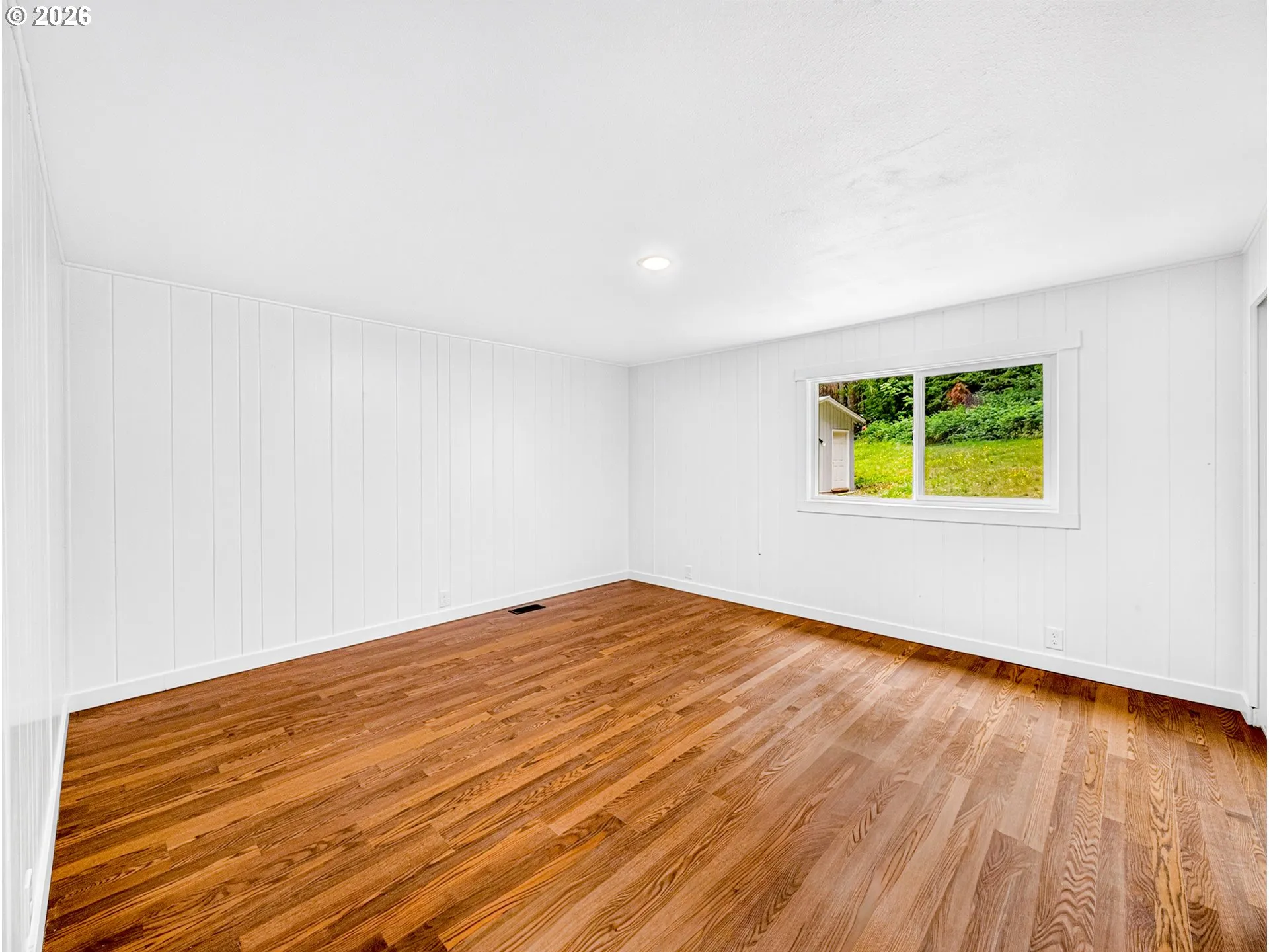 Bedroom, Primary