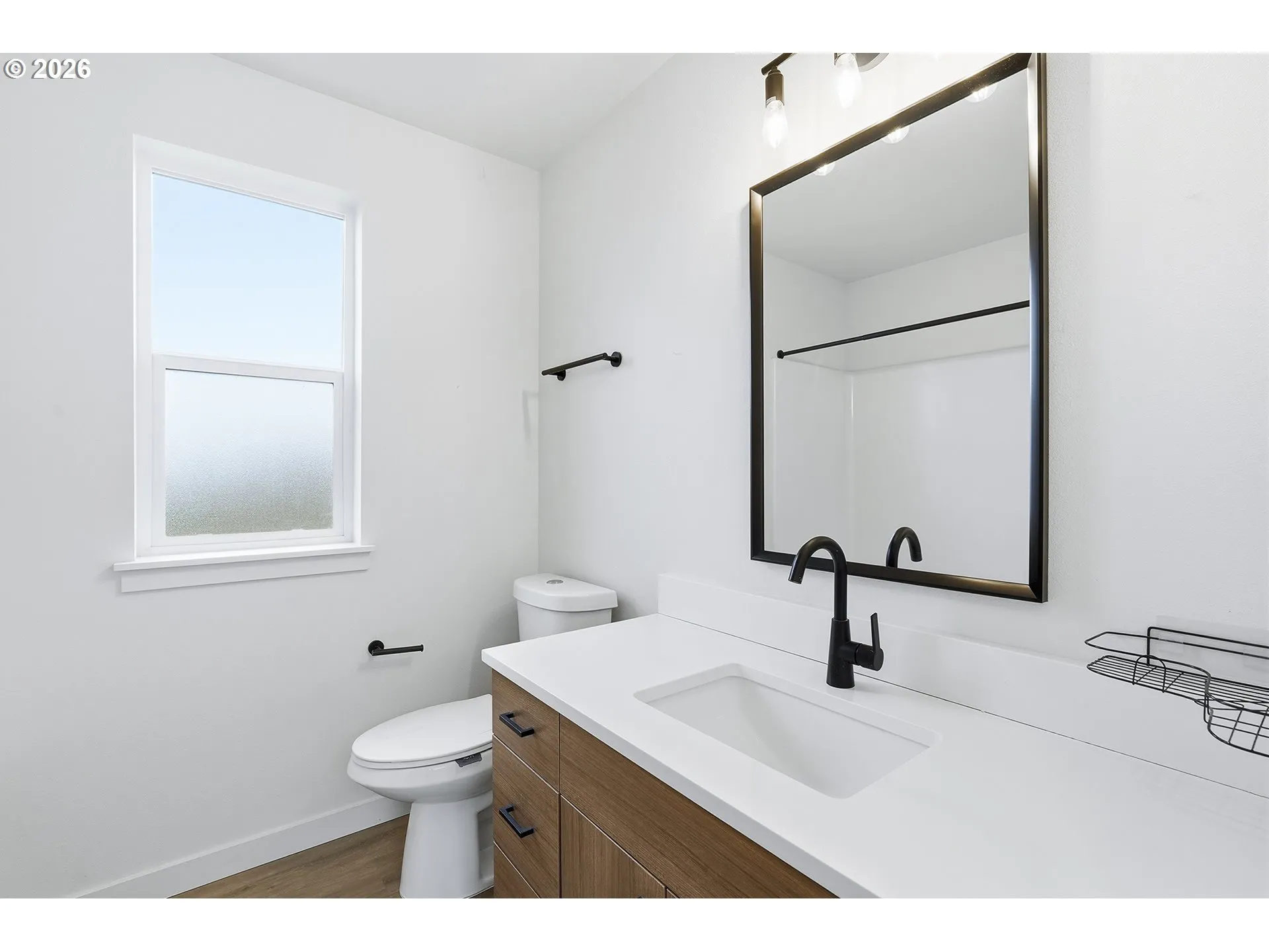 Bathroom-Upper