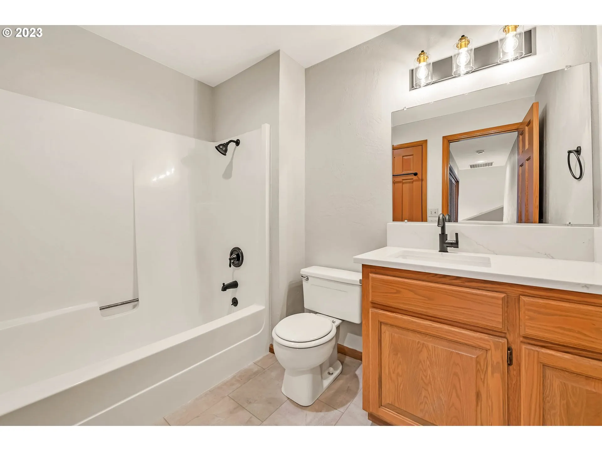 Attached Bathroom #3-Jack and Jill