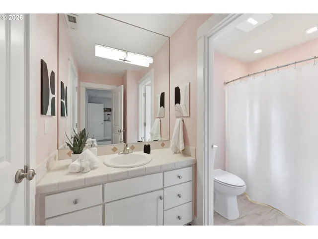 Bathroom-Jack and Jill