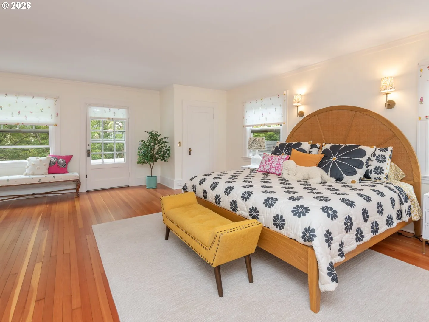 Bedroom, Primary