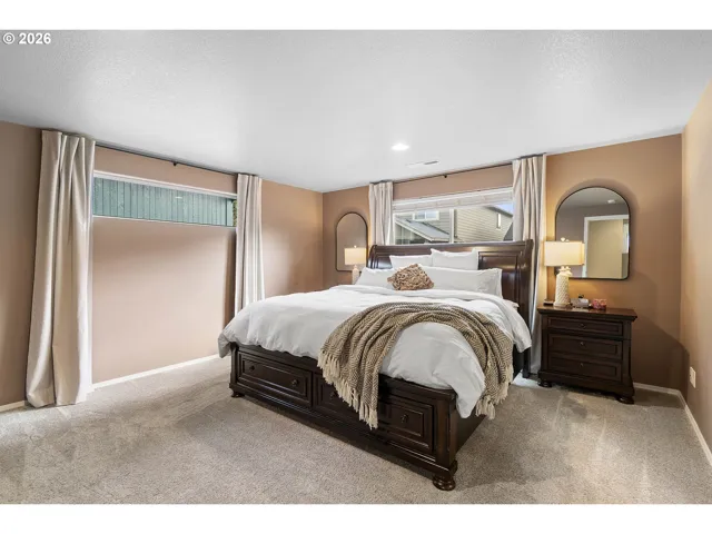 Primary Bedroom-Upper