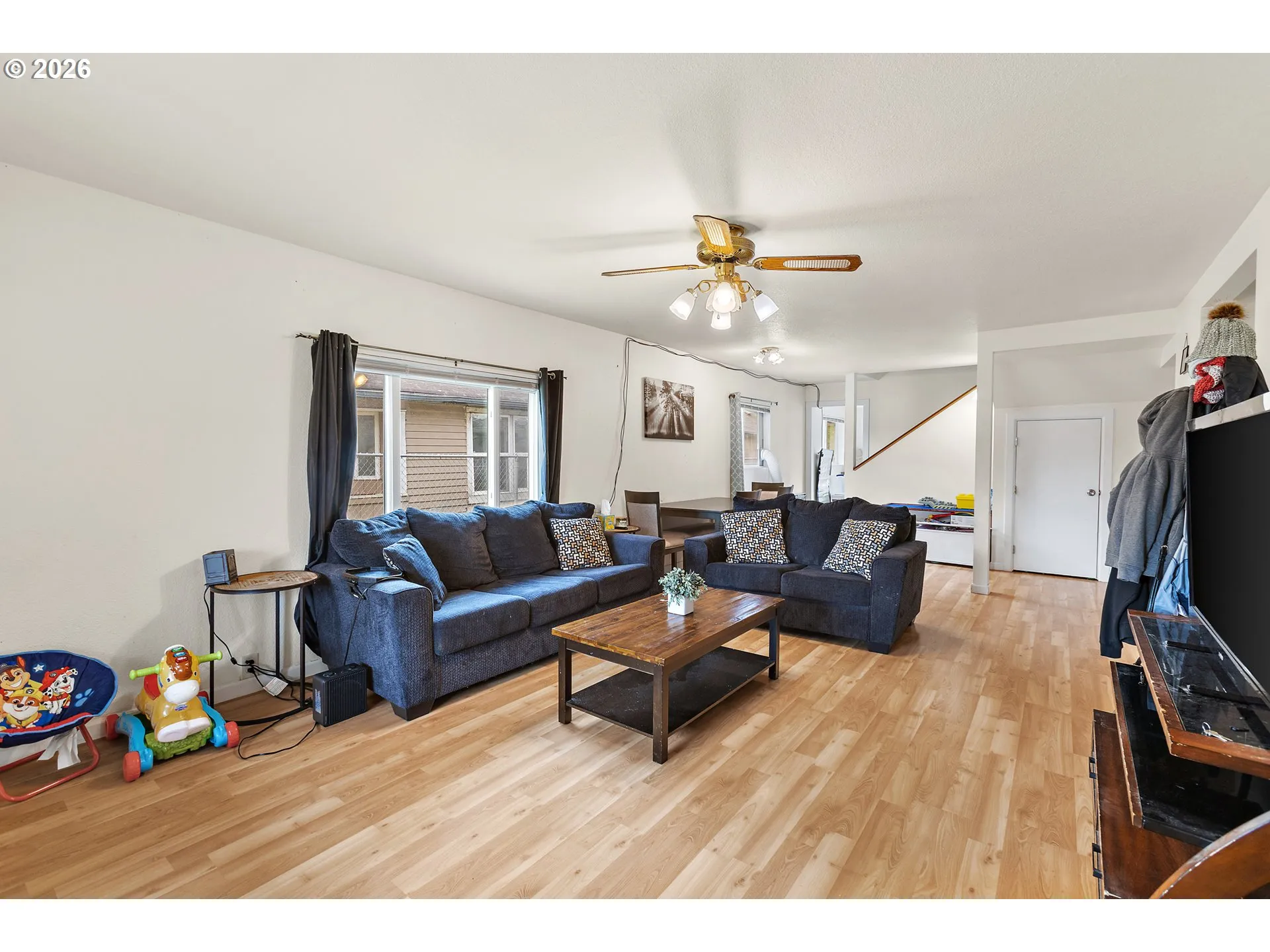 Living Room-Ceiling Fan