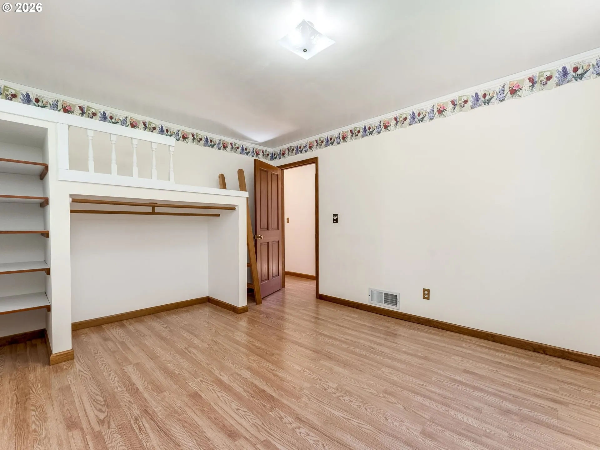 Bedroom-#3 Upper