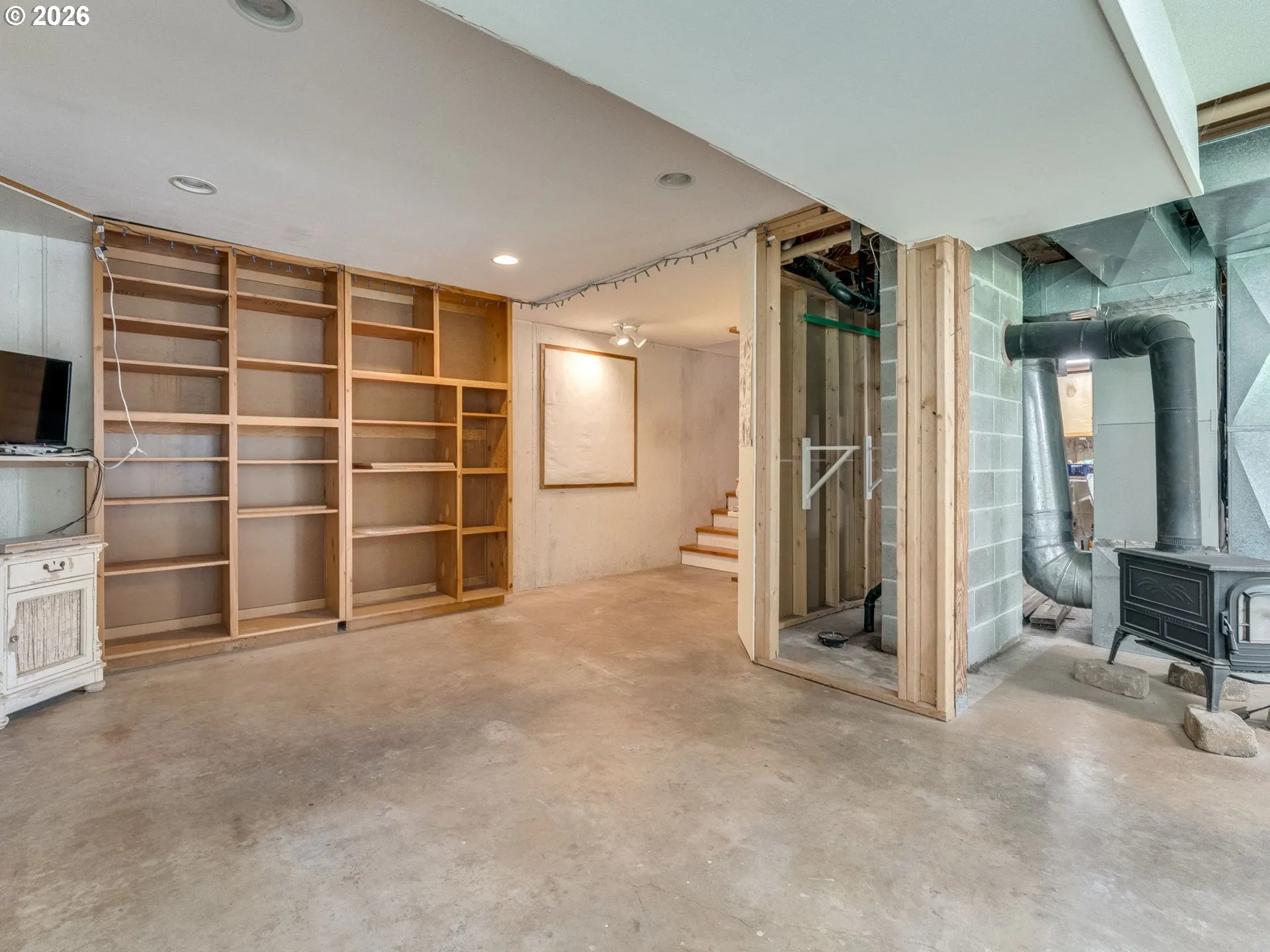 Basement-Partially Finished