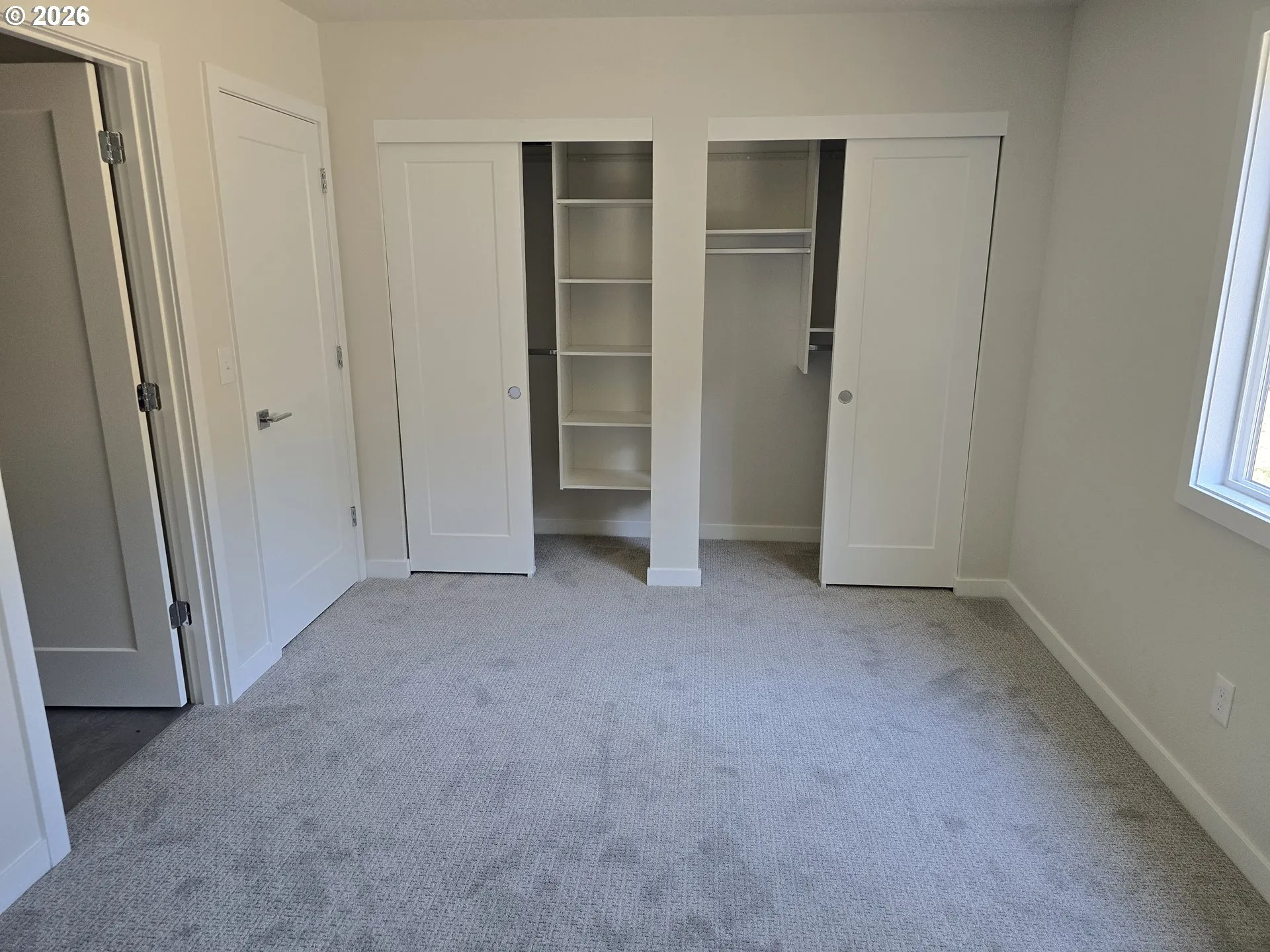 Bedroom, Primary