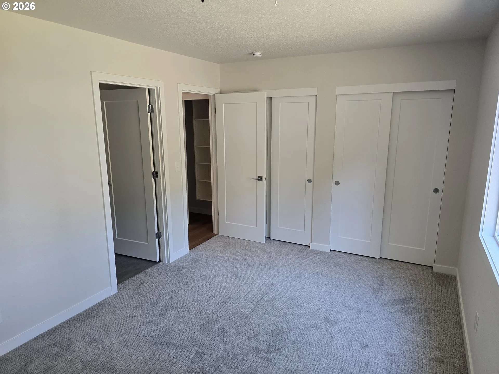 Bedroom, Primary