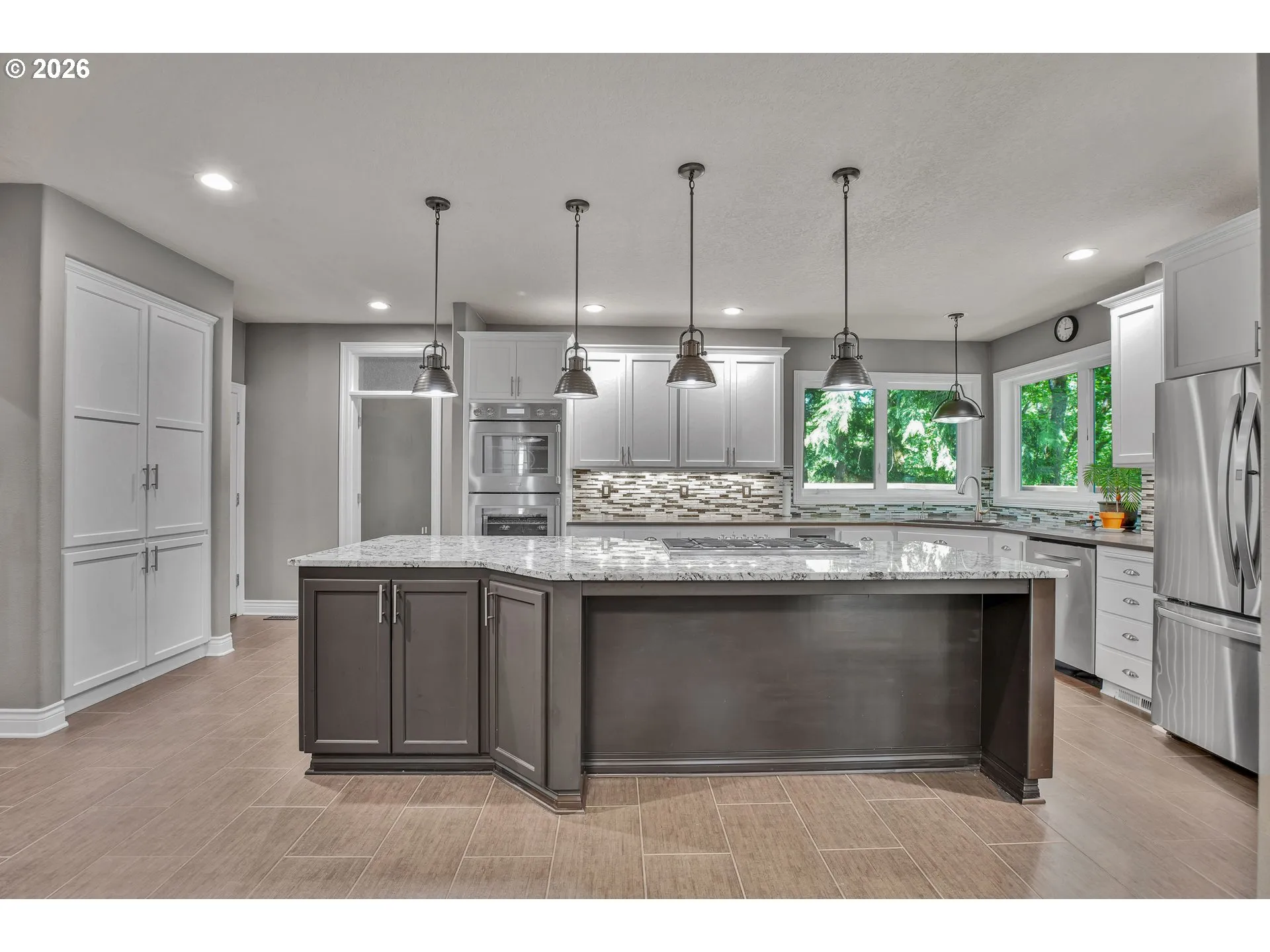 Kitchen-Cooking Island