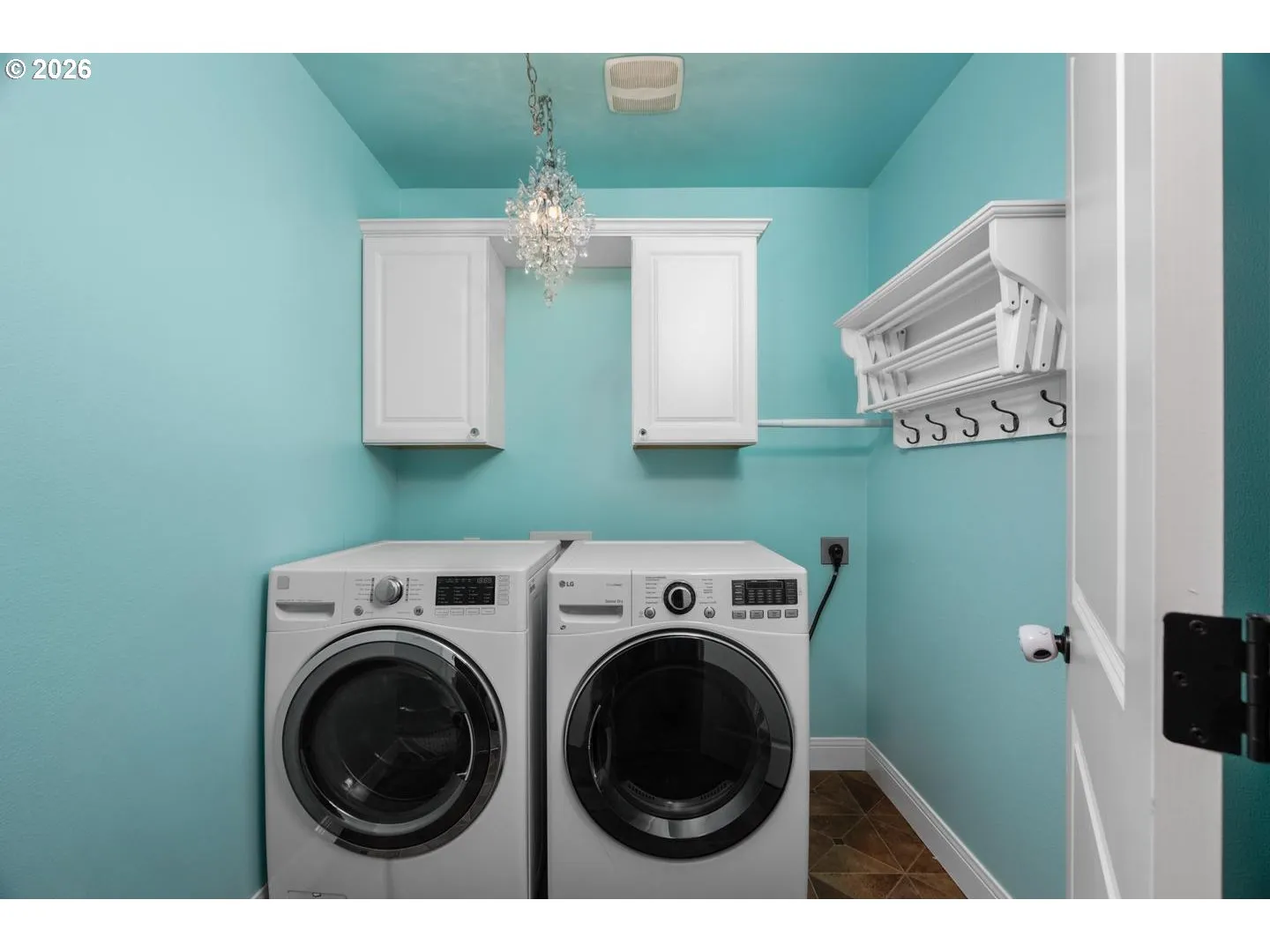 Laundry-Upper