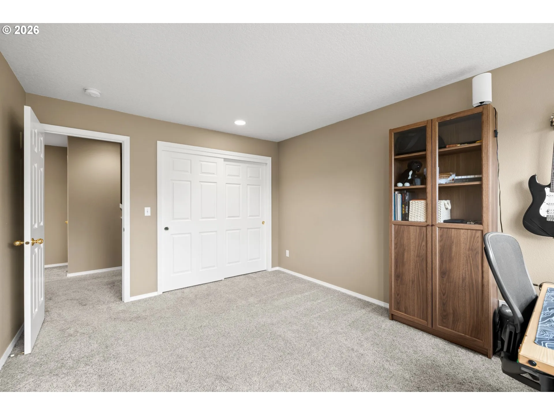 Bedroom-Upper