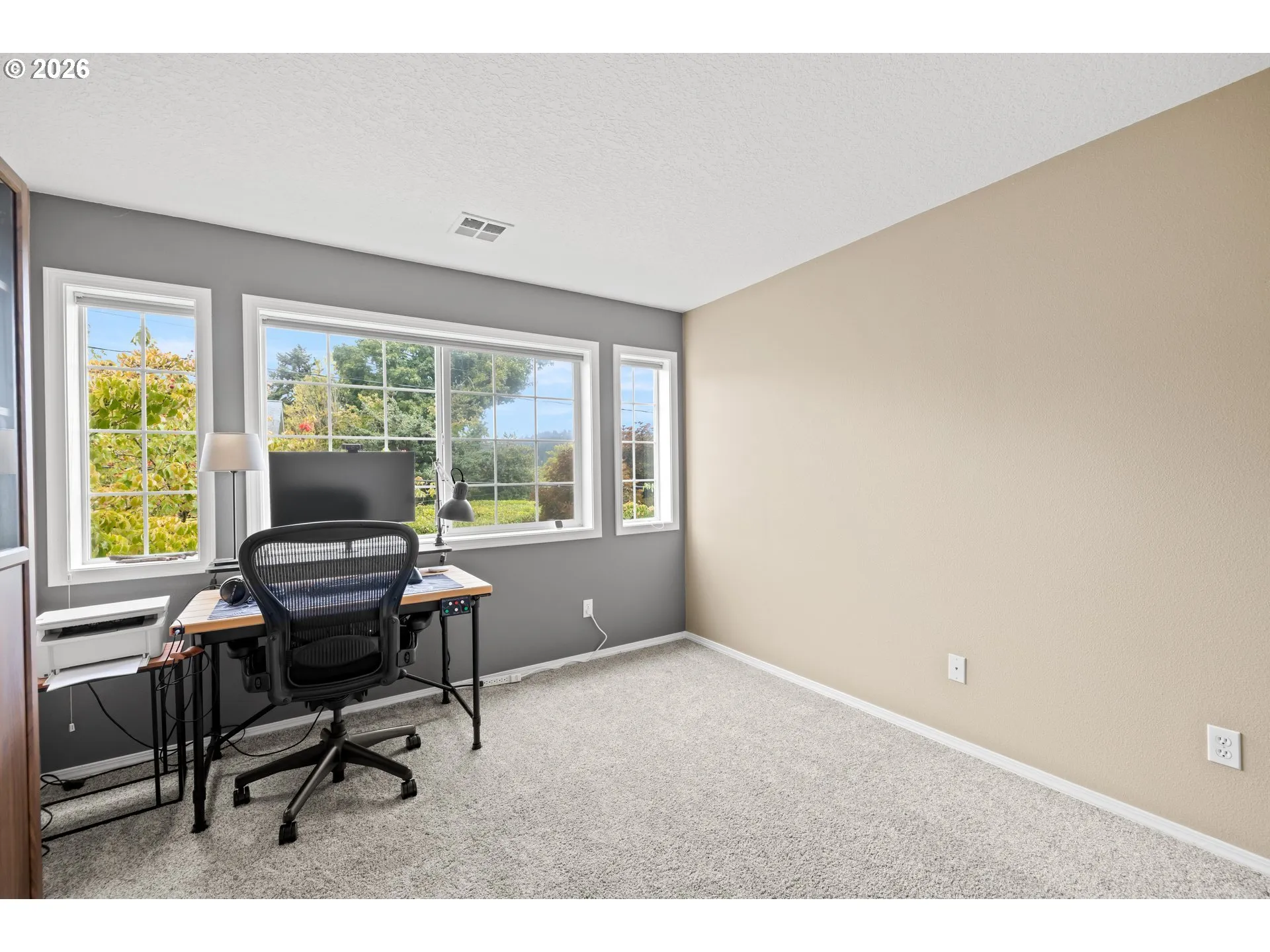 Bedroom-Upper