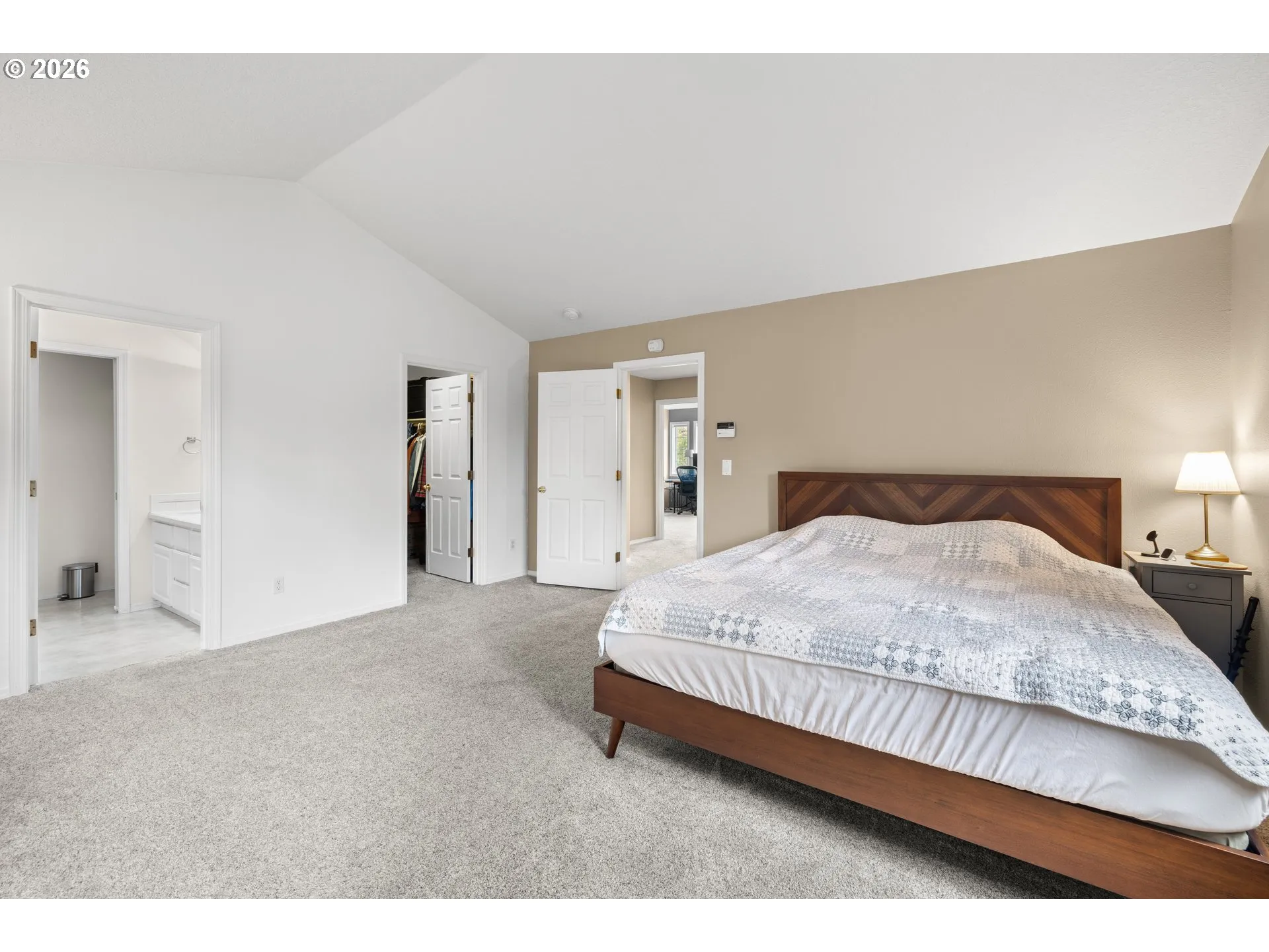 Bedroom, Primary-Vaulted Ceilings