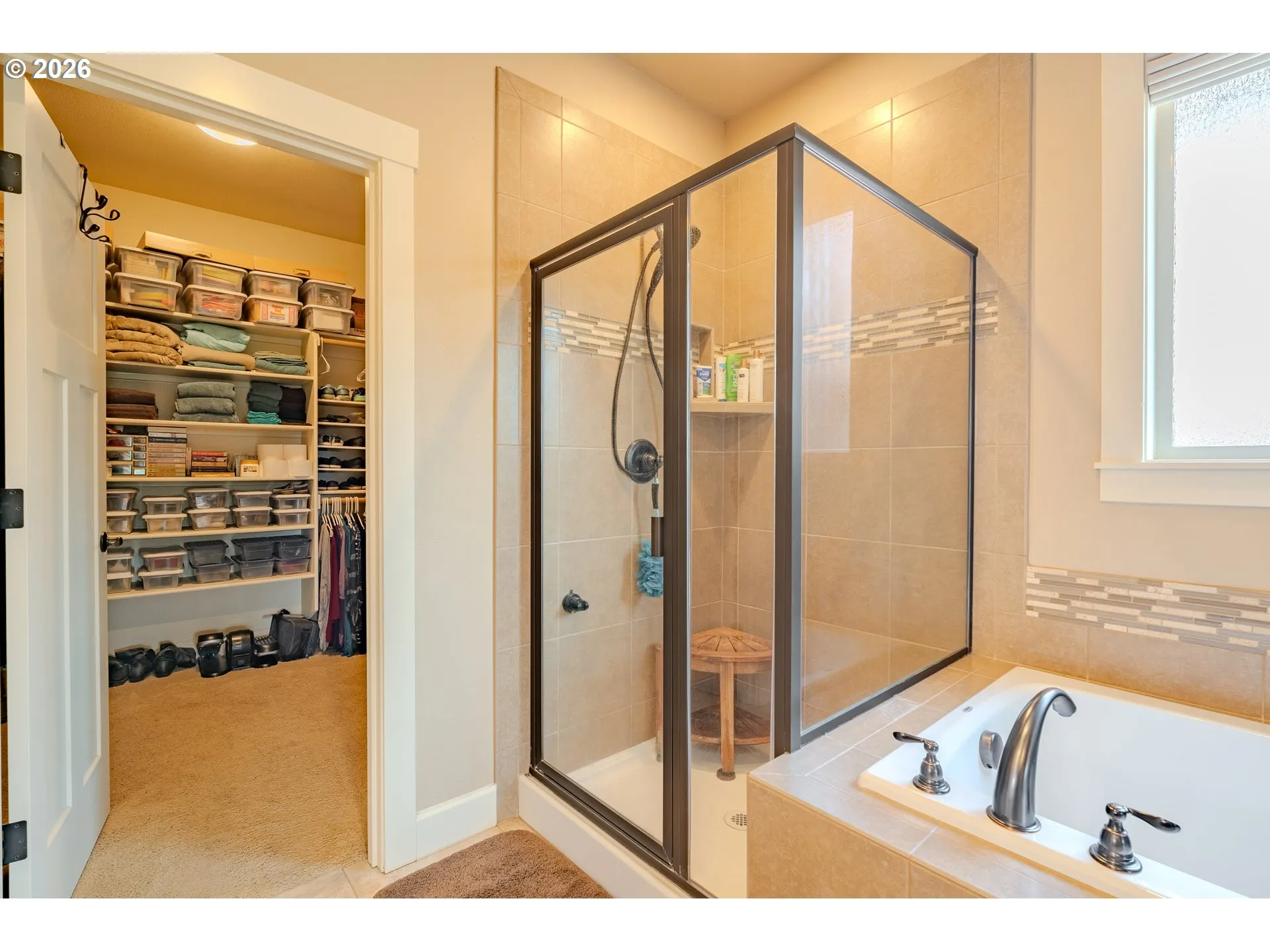 Bathroom, Attached-Garden Tub