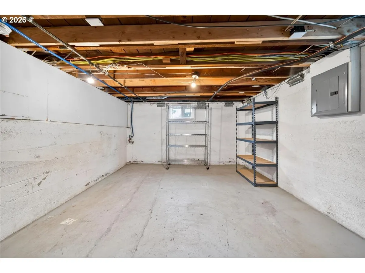 Basement-Unfinished
