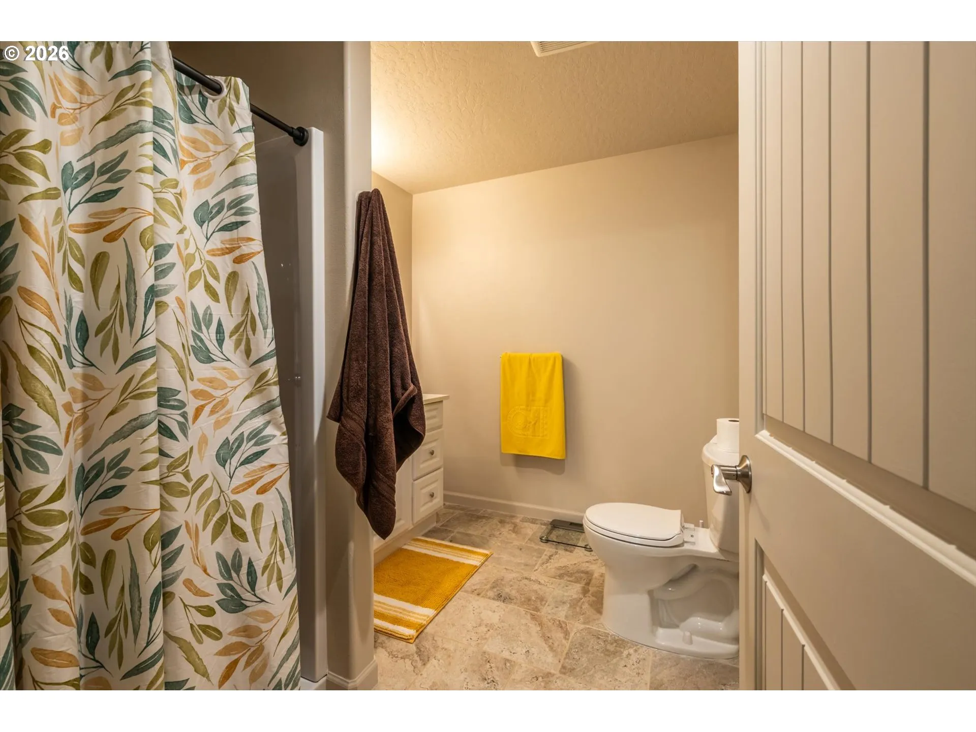 Bathroom, Attached-Upper