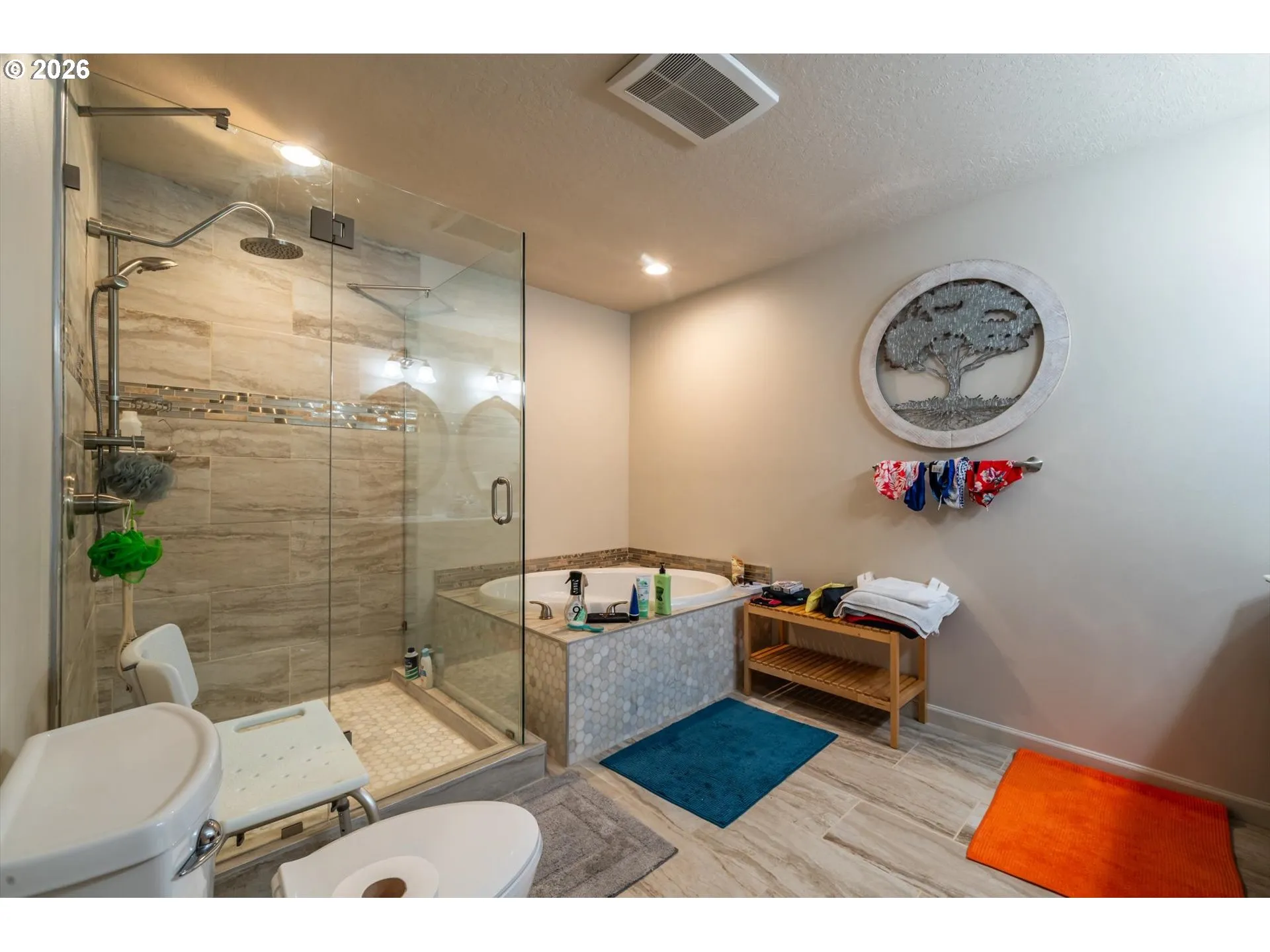 Bathroom, Attached-Upper