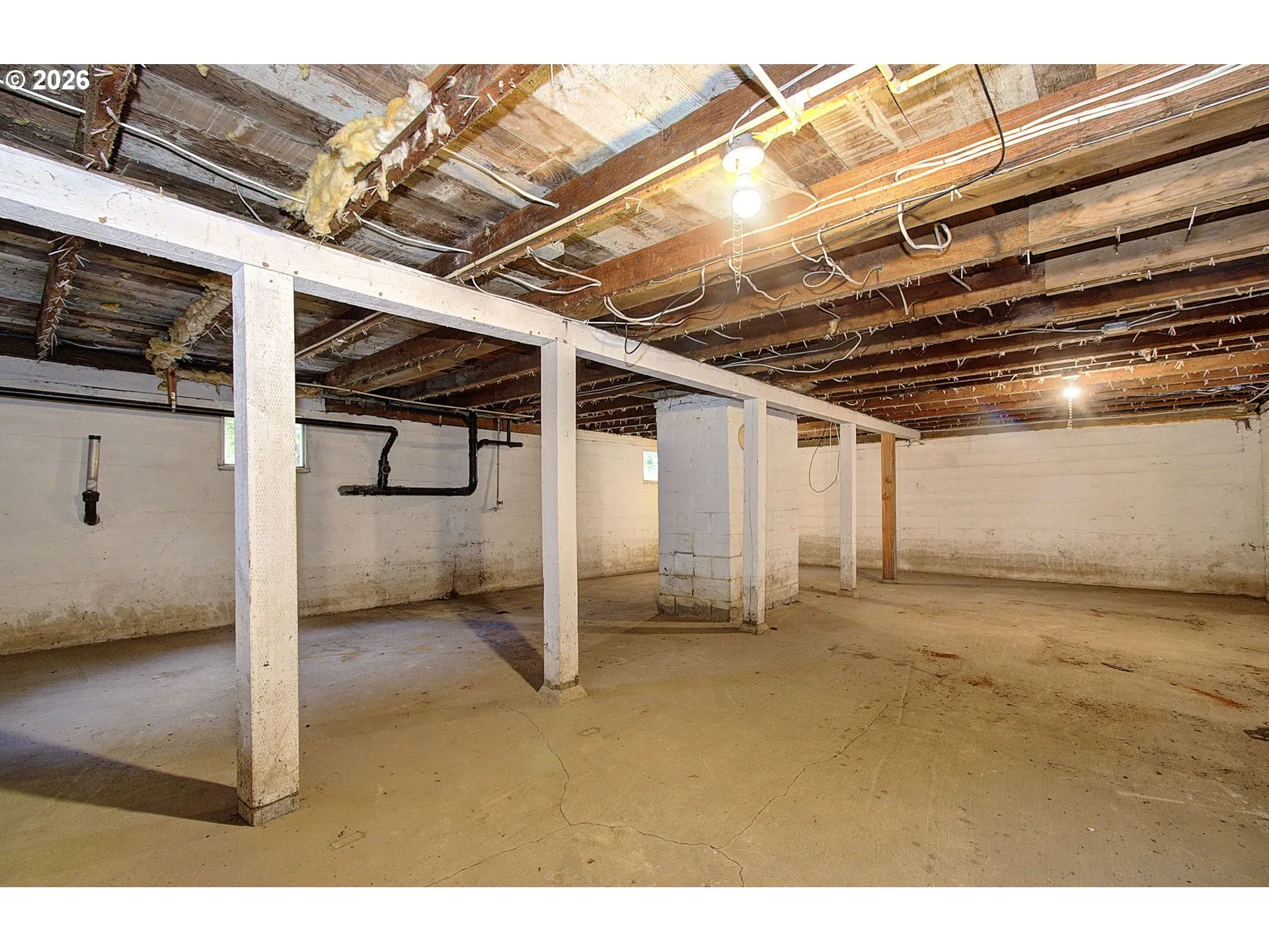 Basement-Unfinished