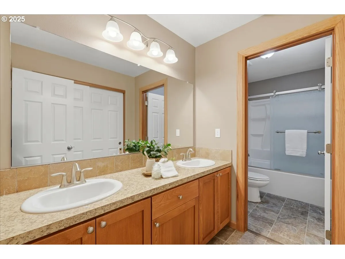 Bathroom-Double Sinks