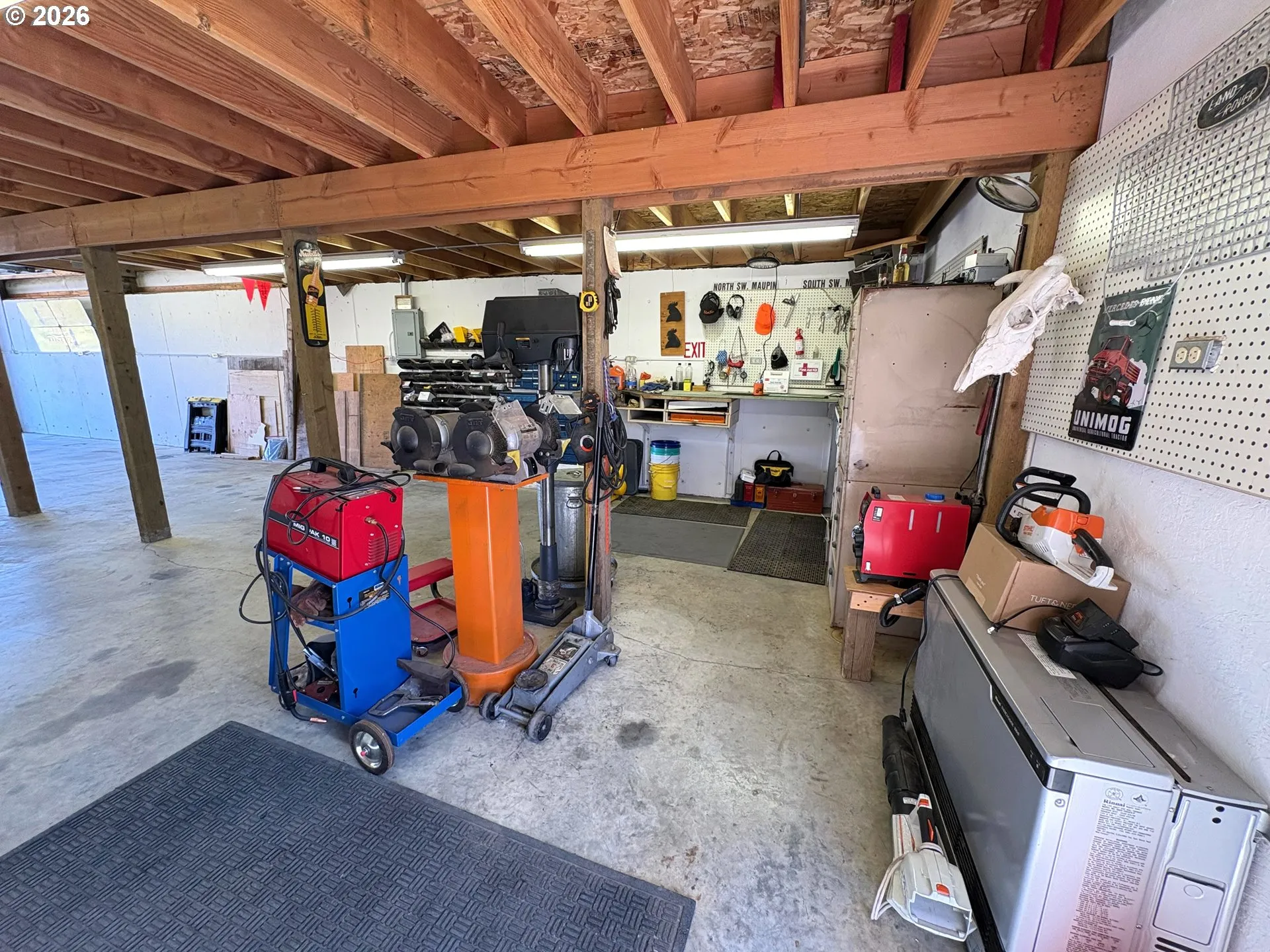 Shop-Finished