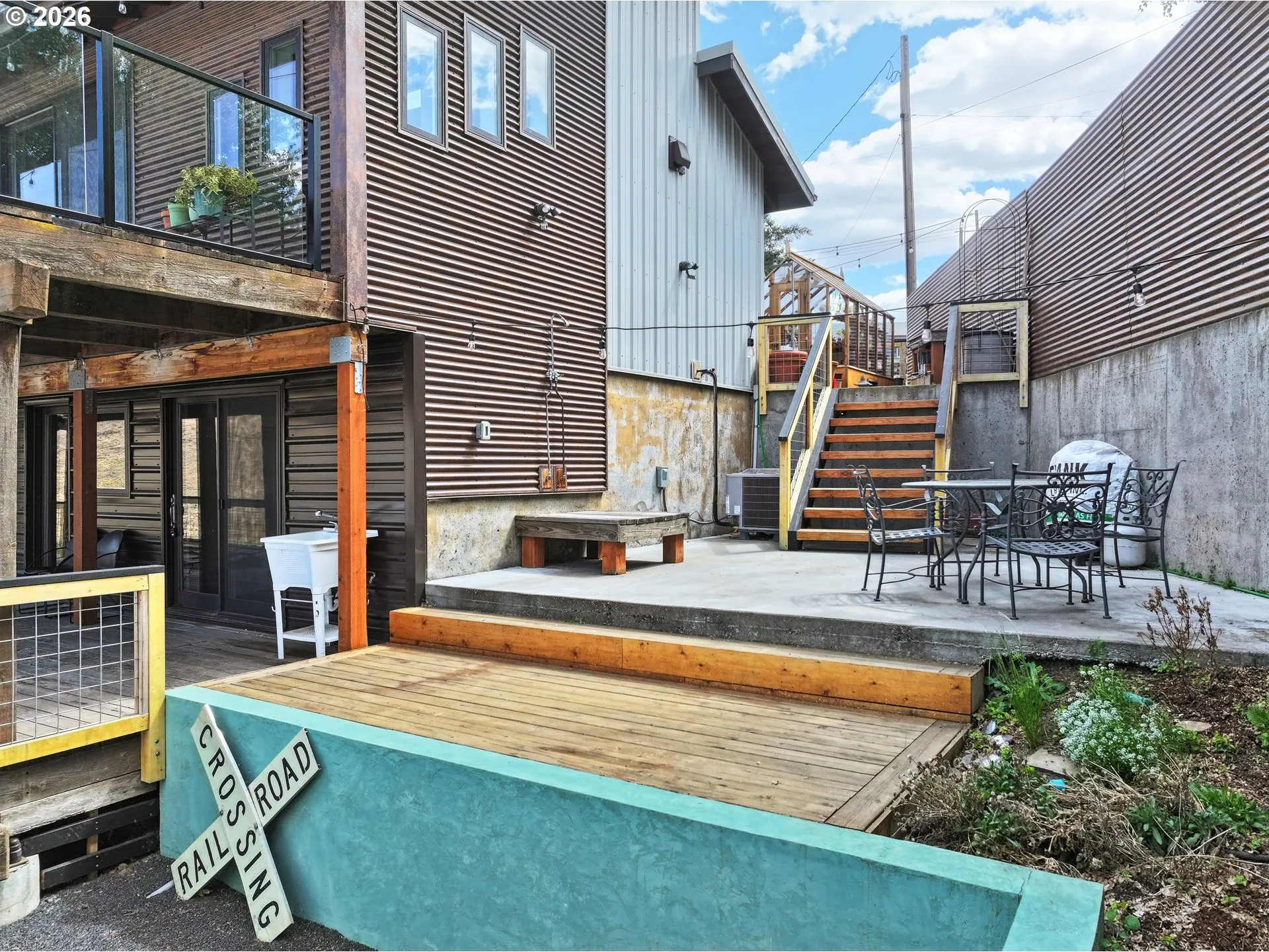 Yard-Side