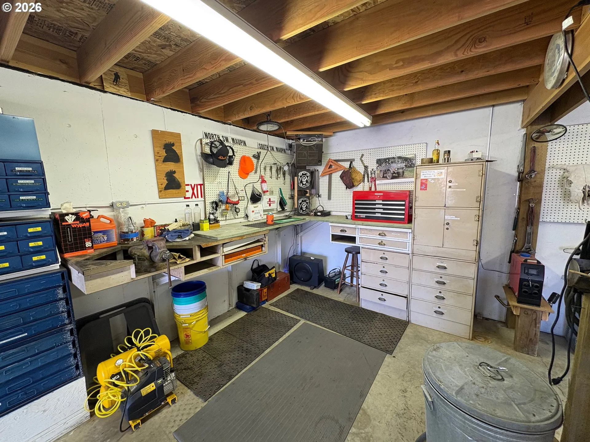 Shop-Finished