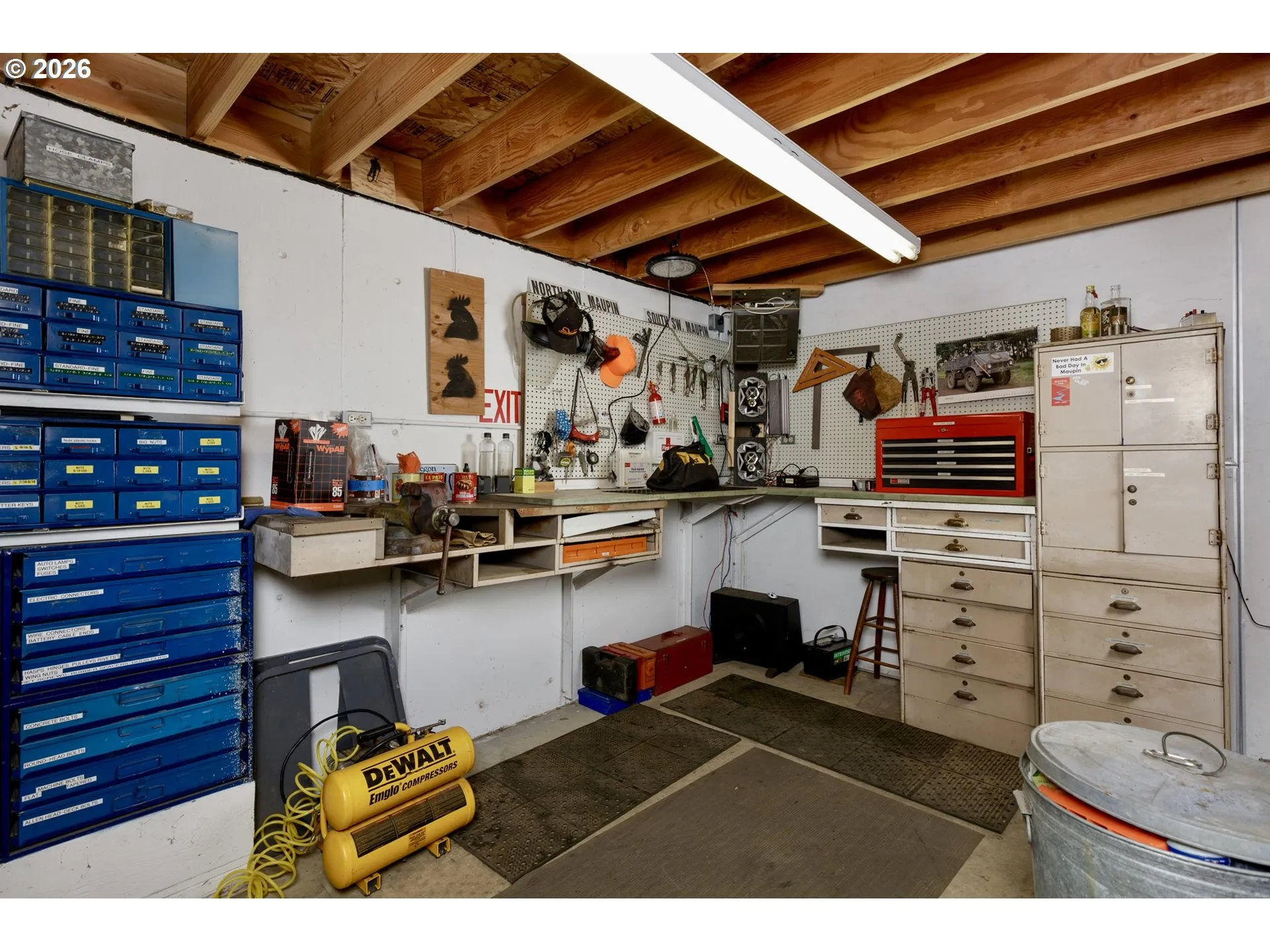 Garage