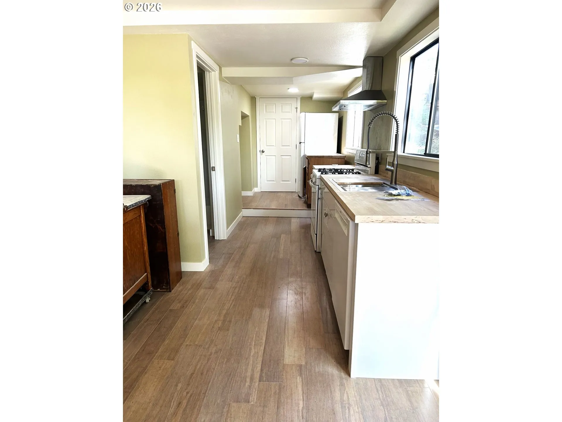 2nd Residence-Finished